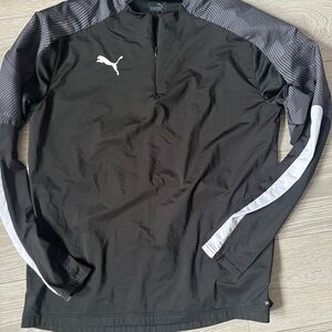 Puma Men's Black and Gray Long Sleeve Tee